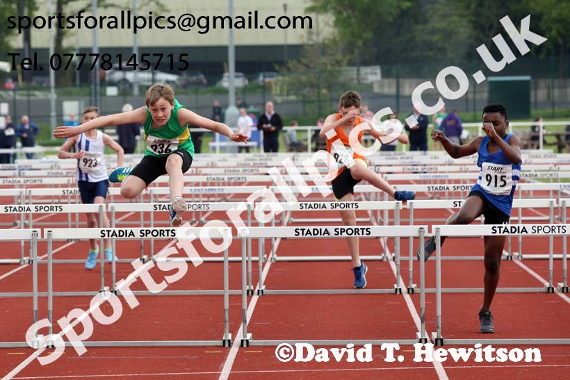 Boys under-13s 75 metres hurdles, 2019 North Eastern Track and Field Champs., Middlesbrough. Photo:  David T. Hewitson/Sports for All Pics